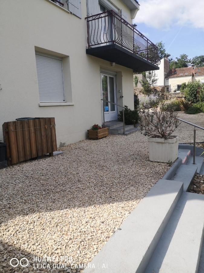Loc126 Apartamento Montreuil-Bellay Exterior foto